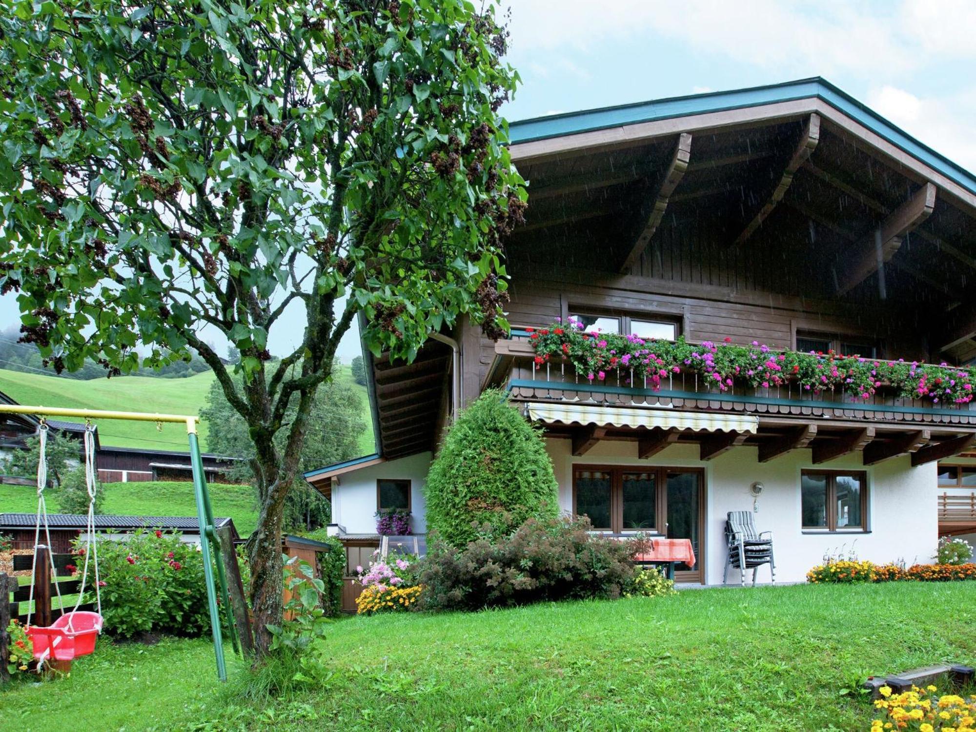 Apartment Near The Ski Area Saalbach-Hinterglemm Exteriör bild